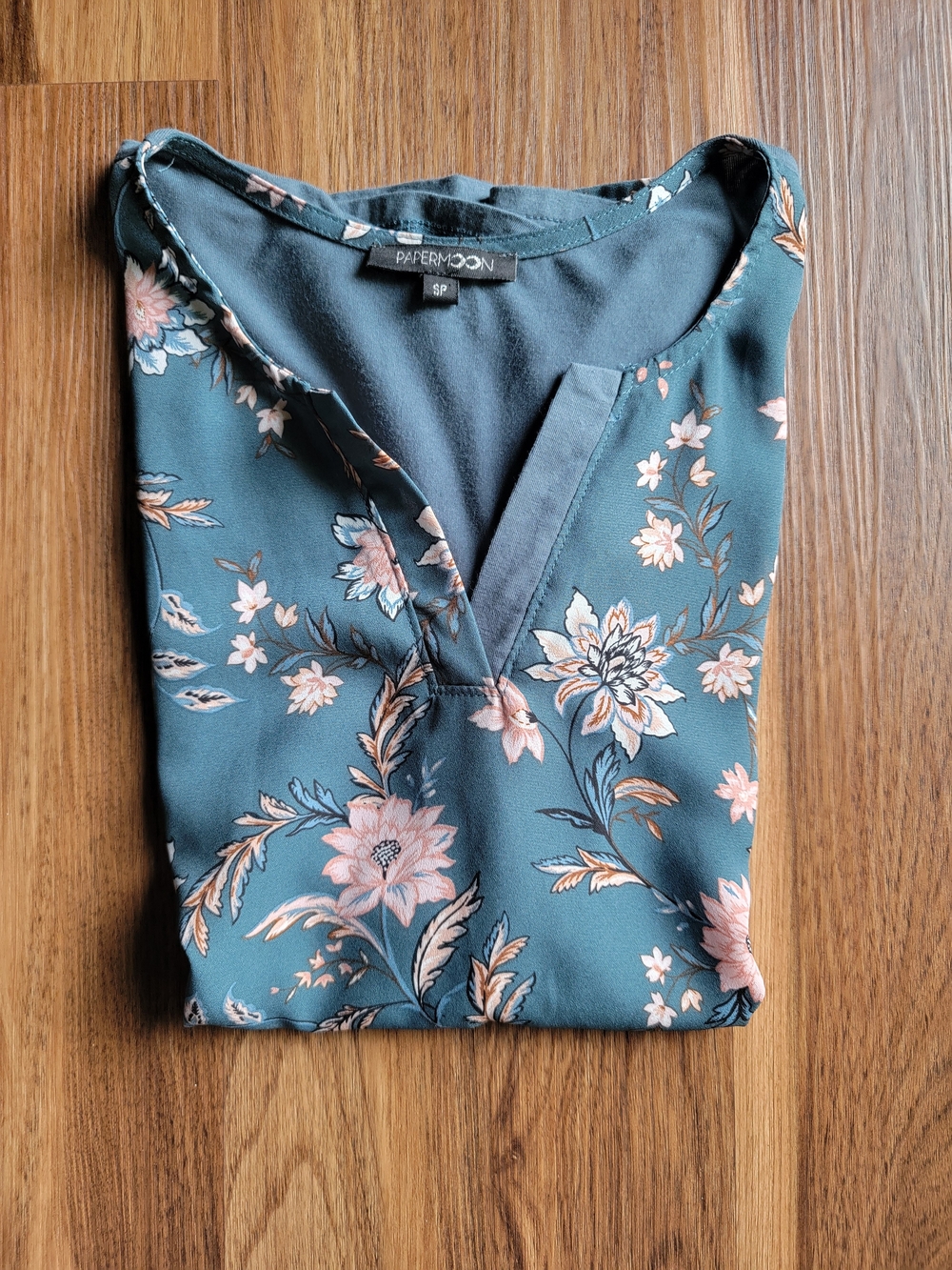 Papermoon Dusty Teal Floral V-Neck Women's Top Size SP
